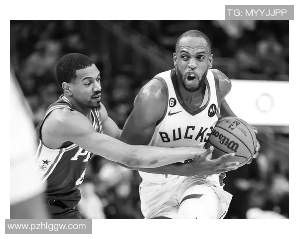 回顾2001年76人对雄鹿季后赛第三场精彩录像重温经典对决瞬间